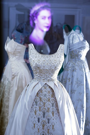 queen-elizabeths-gowns.jpg